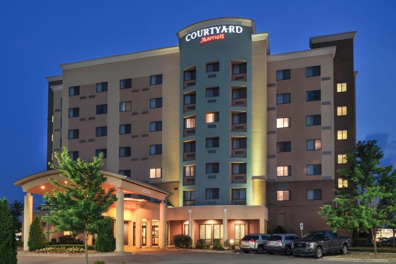 Courtyard Charlotte Concord Hotel Екстериор снимка