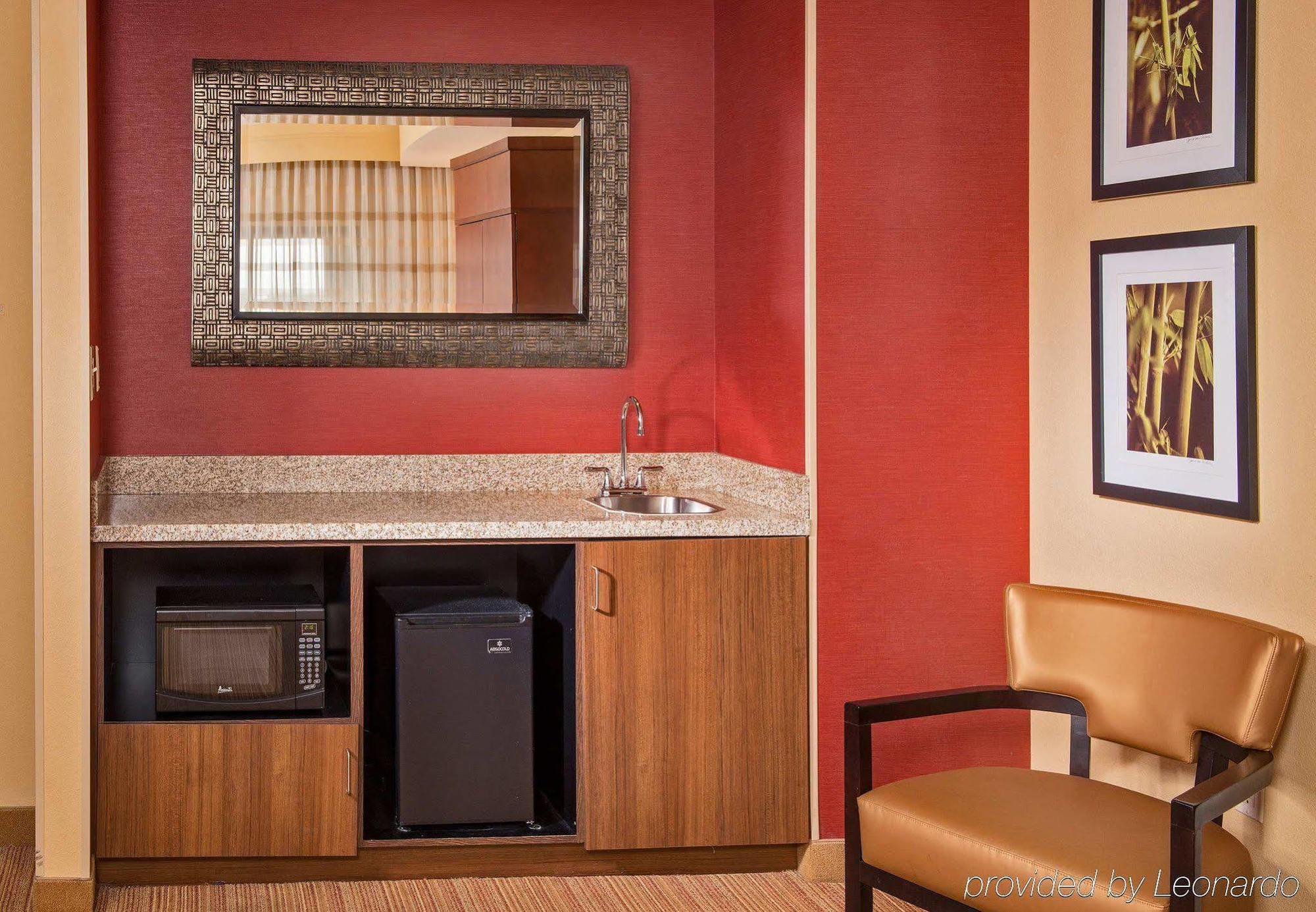 Courtyard Charlotte Concord Hotel Екстериор снимка